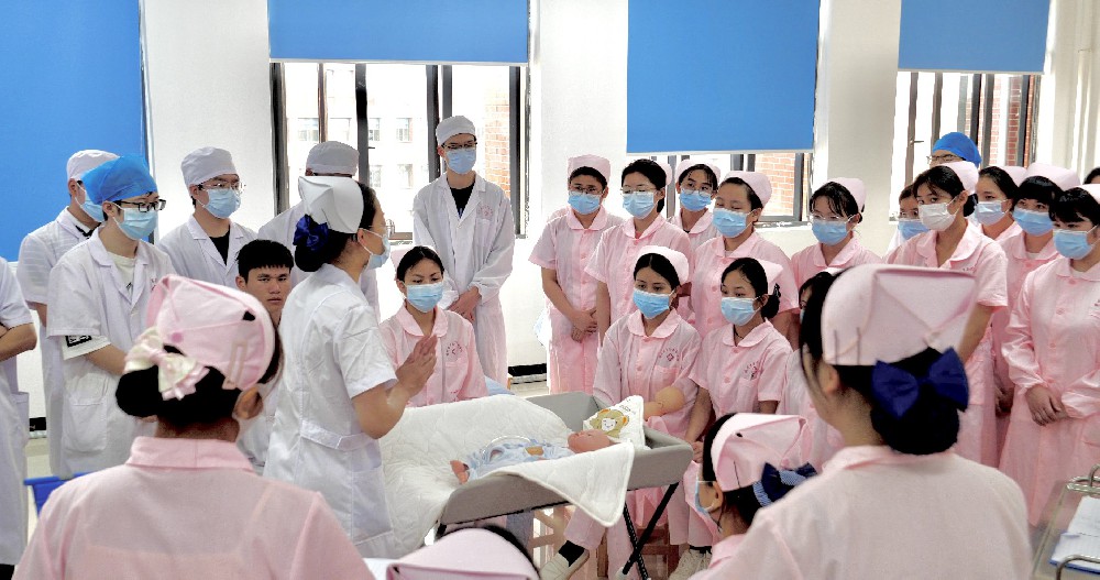 助产（护理学院）